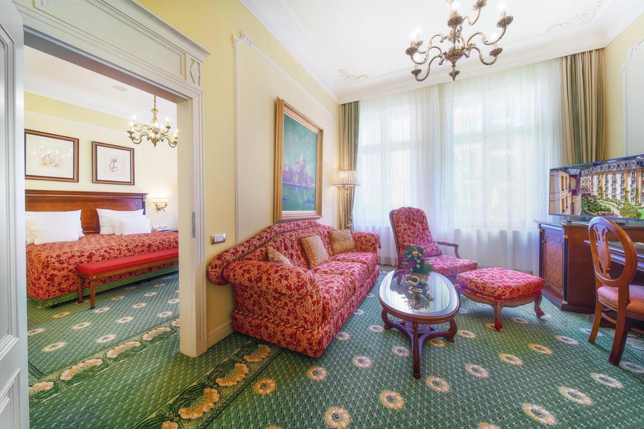Carlsbad Plaza Medical Spa & Wellness Hotel Karlovy Vary Room photo